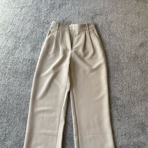 Abercrombie & Fitch Tailored wide-leg pants. Size 25. BNWT